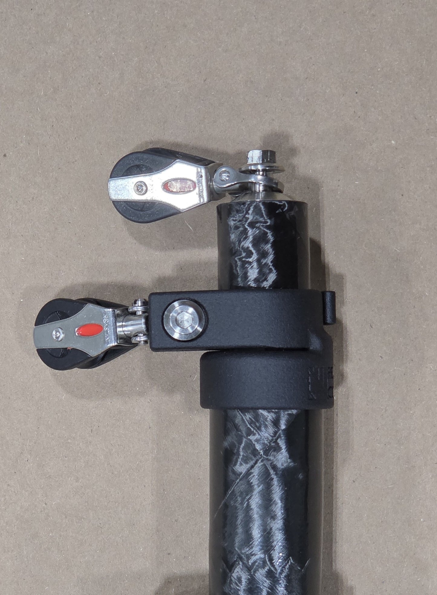 Nearshore Series Carbon Fiber Retractable Outriggers